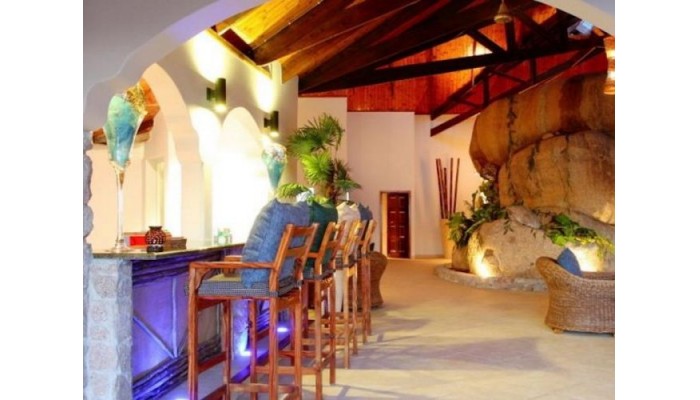 Coco De Mer Hotel And The Black Parrot Suites poza 4